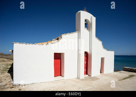 Zante Grecia - St Nicholas, Vassilikos. Cappella bianca di Agios Nikolaos. Foto Stock