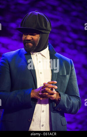 Musica dal vivo Gregory Porter jazz americano cantautore esibirsi sul palco a Brecon Jazz Festival 2014 Foto Stock