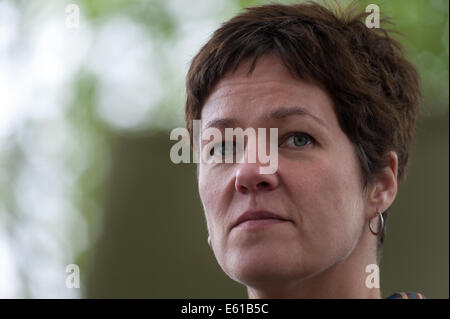 Romanziere britannico Rachel Seiffert frequentando l'Edinburgh International Book Festival lunedì il 11 agosto 2014 Foto Stock