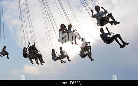 Ruota panoramica Ferris presso il Tivoli di Gröna Lund (Green Grove) o Grönan è il parco divertimenti a Stoccolma, Svezia. Foto Stock