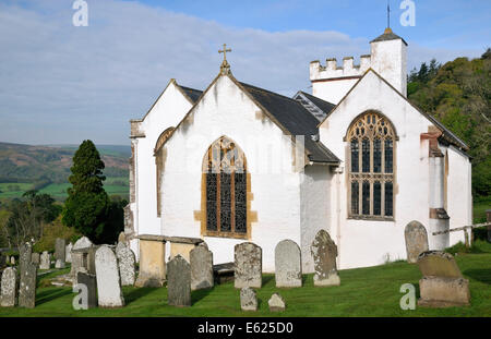 Quattrocentesca Chiesa di Tutti i Santi, con la trecentesca torre, Selworthy, Nr. Porlock, Somerset Foto Stock