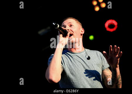 Il Professor green performance dal vivo a Leicester Music Festival Foto Stock