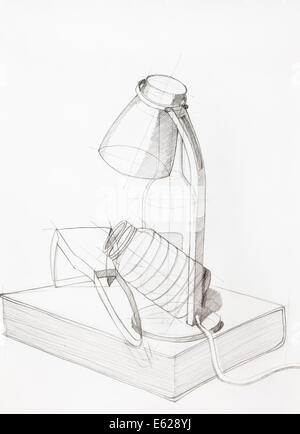 Disegnata a mano studio artistico composizione con gli oggetti Foto Stock