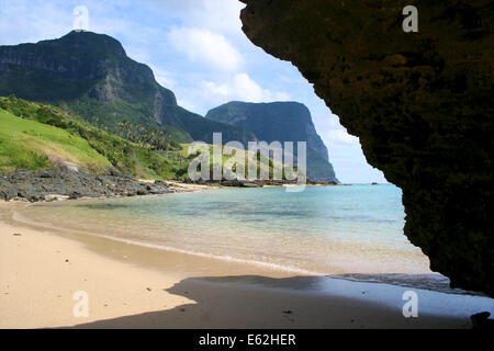 L'appartata spiaggia a Lover's Bay sull'Isola di Lord Howe, Australia Foto Stock