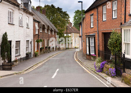 Regno Unito Inghilterra, Dorset, Sturminster Newton, Church Street Foto Stock