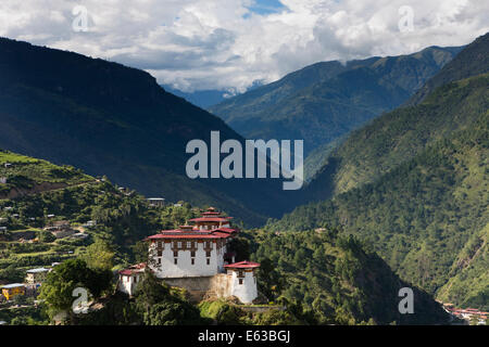 Il Bhutan orientale, Lhuentse, Rinchentse Phodrang Dzong e borgo alto sopra Kuri Valle Chuu Foto Stock