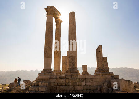 Resti del Tempio di Ercole sulla cittadella, Amman, Giordania Foto Stock