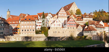 Kocher fiume, centro storico di Schwäbisch Hall, quartiere Hohenlohekreis, Baden-Württemberg, Germania Foto Stock