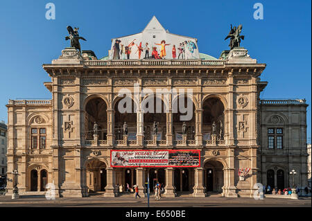 Opera di Stato di Vienna, Opernring street, Vienna, Vienna, Austria Foto Stock