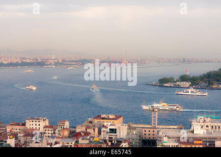 Istanbul skyline al tramonto, Turchia Foto Stock