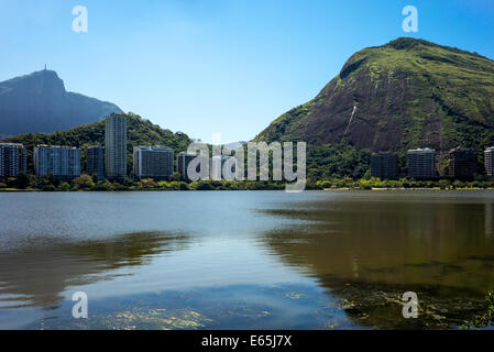 Il Brasile, Rio de Janeiro, la Lagoa Rodrigo de Freitas Foto Stock