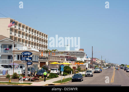 Alberghi lungo la spiaggia Avenue in Cape May, New Jersey Foto Stock