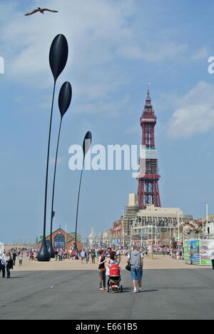 La Blackpool Tower, promenade Foto Stock