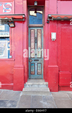 Porta di antiquariato di Portobello Road, Londra Foto Stock