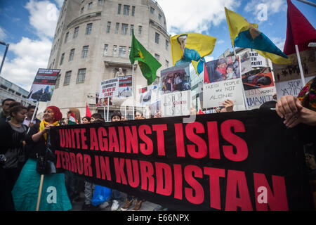 Londra, Regno Unito. 16 Ago, 2014. Protesta al di fuori di BBC HQ contro uno Stato islamico di massacri di Yazidis e curdi. Credito: Guy Corbishley/Alamy Live News Foto Stock