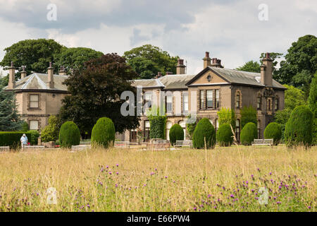 Lotherton Hall, vicino a Leeds, West Yorkshire, Inghilterra, Regno Unito Foto Stock