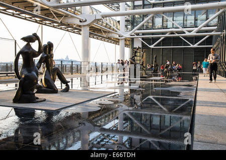 La collezione di sculture presso il Centre Georges Pompidou di Parigi, Francia Foto Stock