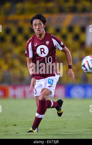 Hitachi Kashiwa Stadium, Chiba, Giappone. 16 Ago, 2014. Ryota Morioka (Vissel), 16 agosto 2014 - Calcetto : 2014 J.League Division 1 tra Kashiwa Reysol 2-0 Vissel Kobe a Hitachi Kashiwa Stadium, Chiba, Giappone. © YUTAKA AFLO/sport/Alamy Live News Foto Stock