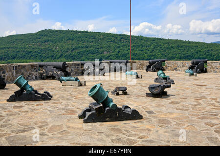 Mortai e cannoni a Fort Ticonderoga, New York Foto Stock