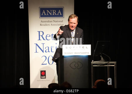 Il Sofitel Sydney Wentworth 61-101 Phillip Street, NSW 2000, Australia. Il 18 agosto 2014. L'on. Peter Costello AC dà il discorso alla sesta nazione Retail pranzo presso il Sofitel Wentworth, Sydney. La nazione Retail conference (ora nel suo sesto anno) si è tenuto presso il Sofitel Wentworth, Sydney ed era indirizzata dall'on. Peter Costello AC che era il Tesoriere sotto John Howard di governo. Copyright Credit: 2014 Richard Milnes/Alamy Live News. Foto Stock