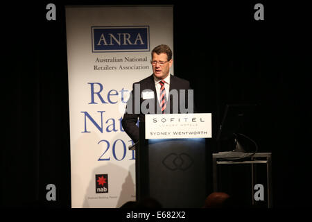 Il Sofitel Sydney Wentworth 61-101 Phillip Street, NSW 2000, Australia. Il 18 agosto 2014. Nella foto è concedere O'Brien, Cattedra di ANRA board e Chief Executive Officer di Woolworths parlando alla sesta nazione Retail pranzo presso il Sofitel Wentworth, Sydney. La nazione Retail conference (ora nel suo sesto anno) si è tenuto presso il Sofitel Wentworth, Sydney ed era indirizzata dall'on. Peter Costello AC che era il Tesoriere sotto John Howard di governo. Copyright Credit: 2014 Richard Milnes/Alamy Live News. Foto Stock