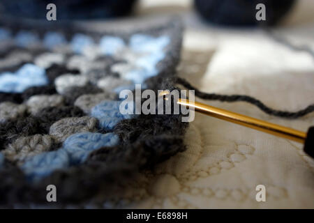 Un crochet Granny square. Foto Stock