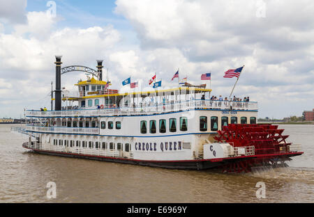 Battello a vapore sul Fiume Mississippi, New Orleans, Louisiana, Stati Uniti Foto Stock