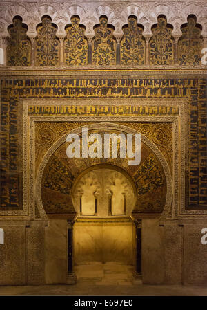 Il mihrab all'interno della Mezquita, Córdoba, nella provincia di Córdoba, Andalusia, Spagna Foto Stock