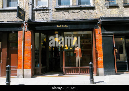 Paul Smith store in Covent Garden di Londra, Inghilterra, Regno Unito Foto Stock