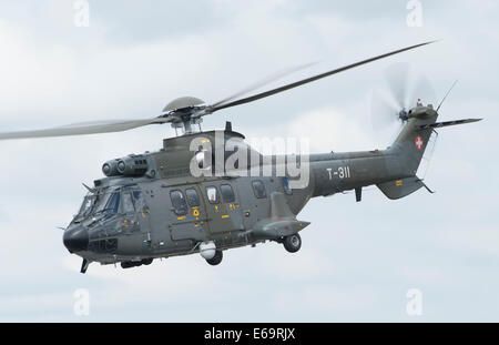 Swiss Air Force come32M1 Super Puma at the Royal International Air Tattoo 2014 Foto Stock