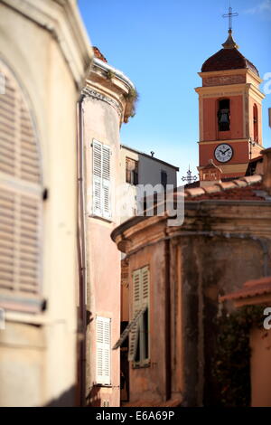 Il medievale borgo arroccato di Roquebrune. Riviera francese. Foto Stock