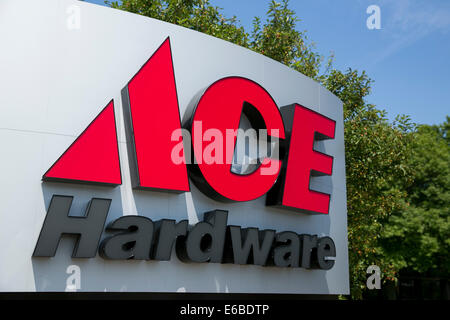 La sede centrale di Ace Hardware in Oak Brook, Illinois. Foto Stock