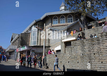 L'ingresso principale al Teatro Gaiety è stato costruito dagli inglesi nel 1887 su Mall Road, Shimla in Himachal Pradesh, India Shimla è un Foto Stock