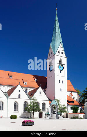 St. Mang Chiesa su St. Mang Square, Kempten, Algovia, Alta Svevia, Svevia, Baviera, Germania Foto Stock