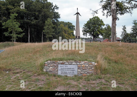 Airborne Memoriali a Ginkelse Heide, dove il britannico 1a Airborne sbarcati, a ovest di Arnhem, Paesi Bassi. Foto Stock
