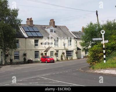 La Shepherds Arms hotel nel villaggio di Ennerdale bridge nel distretto del lago, Cumbria, Inghilterra Foto Stock