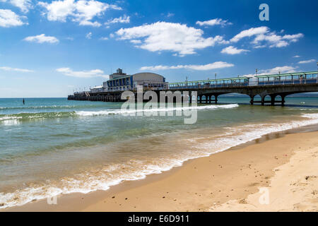 Bournemouth Beach e Pier Dorset England Regno Unito Europa Foto Stock