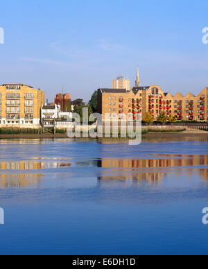 Whitby Pub Wapping High Street Rotherhithe Londra Regno Unito Foto Stock