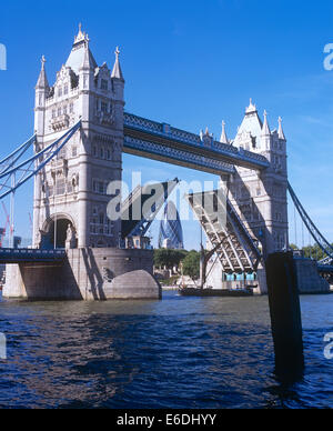 Il Tower Bridge Gerkin London REGNO UNITO Foto Stock