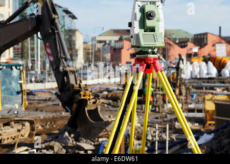 Strumento topografico utilizzato in edilizia Foto Stock