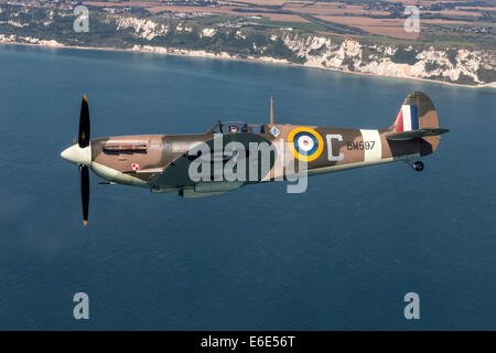 Vickers Supermarine Spitfire Vb della RAF - classic WW2 fighter Foto Stock