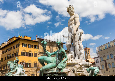 Statua di Nettuno in Piazza della Signoria - Firenze, Italia Foto Stock