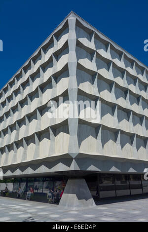 Esterno della Beinecke Libri Rari e Manoscritti biblioteca presso la Yale New Haven Foto Stock