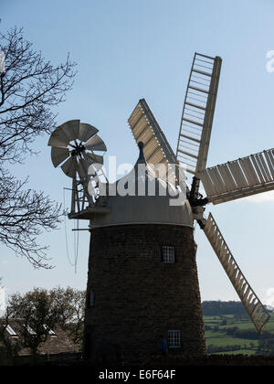 Il mulino a vento di Heage vicino,Ripley Derbyshire, Regno Unito Foto Stock