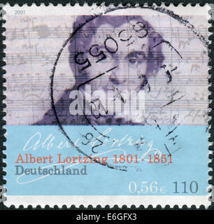Timbro stampato in Germania, dedicato al bicentenario della nascita del compositore, attore e cantante Gustav Albert Lortzing Foto Stock