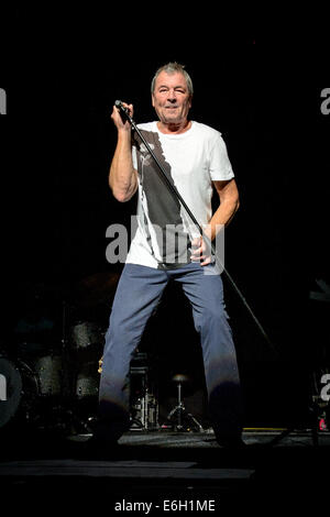 Rama, Ontario, Canada. Il 22 agosto, 2014. IAN GILLAN di inglese leggendaria rock band Deep Purple perfroms al Casino Rama. Credito: Igor Vidyashev/ZUMA filo/Alamy Live News Foto Stock