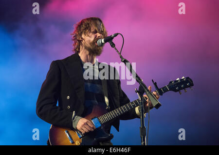 Portsmouth, Hampshire, Regno Unito. 23 Agosto, 2014. Vittorioso Festival - Sabato, Southsea, Hampshire, Inghilterra. Johnny Borrell dei Razorlight durante il loro set. Credito: MeonStock/Alamy Live News Foto Stock