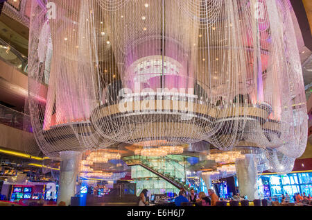 Il lampadario Bar presso il Cosmopolitan Hotel & Casino di Las Vegas Foto Stock