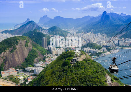 Funivia, Pão de Açúcar (sugarloaf montagna) e Morro da Urca Foto Stock