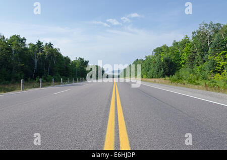 TransCanada highway lungo Lago Superior shore Foto Stock